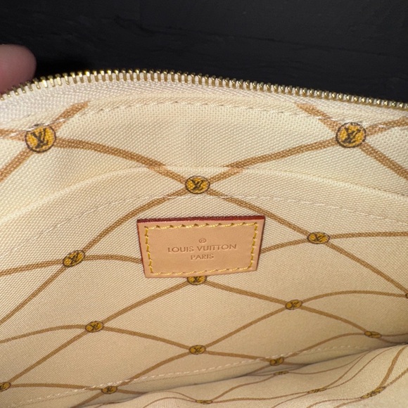 NWOT Authentic LTD Edition LV damier azur summer trunk neverfull pouch - Picture 6 of 13